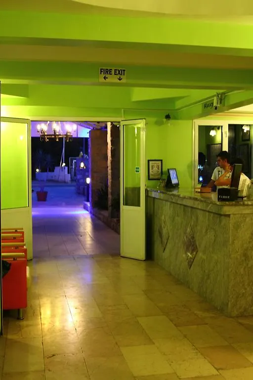 Dilek Apart Hotel Gümbet 2*,